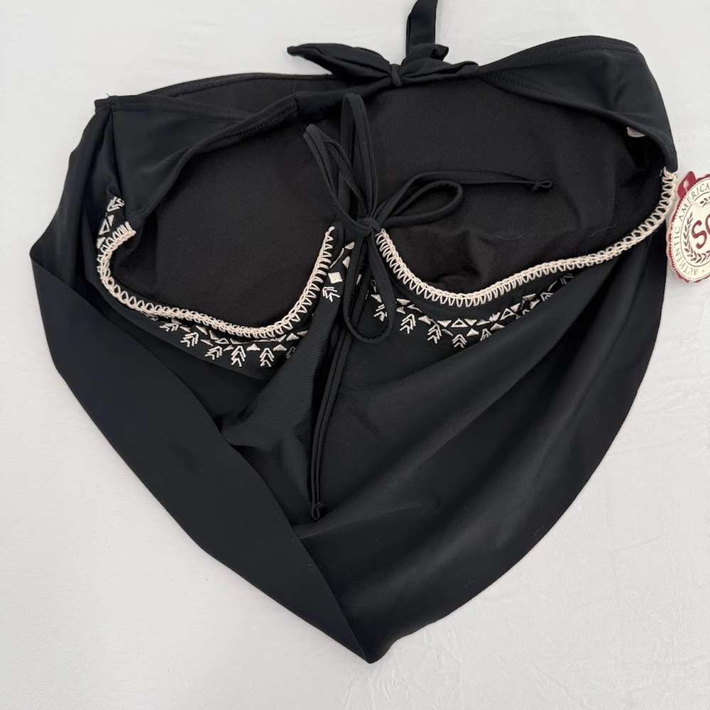 SO Juniors Tankini Top Medium Black Embroidered Flyaway Halter NWT